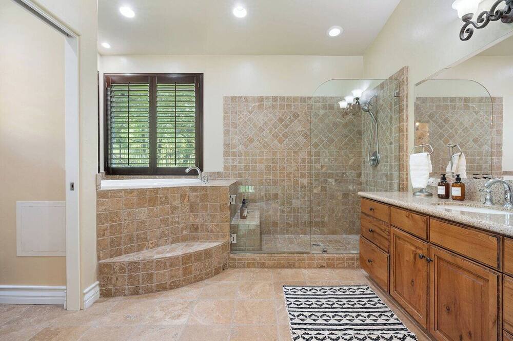 Photo of Bathroom in Monrovia