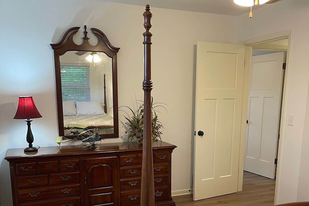 Photo of Bedroom in Turners