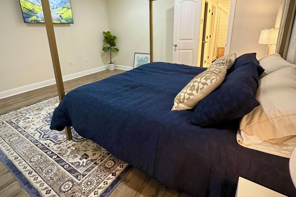 Photo of Bedroom in Denham Springs