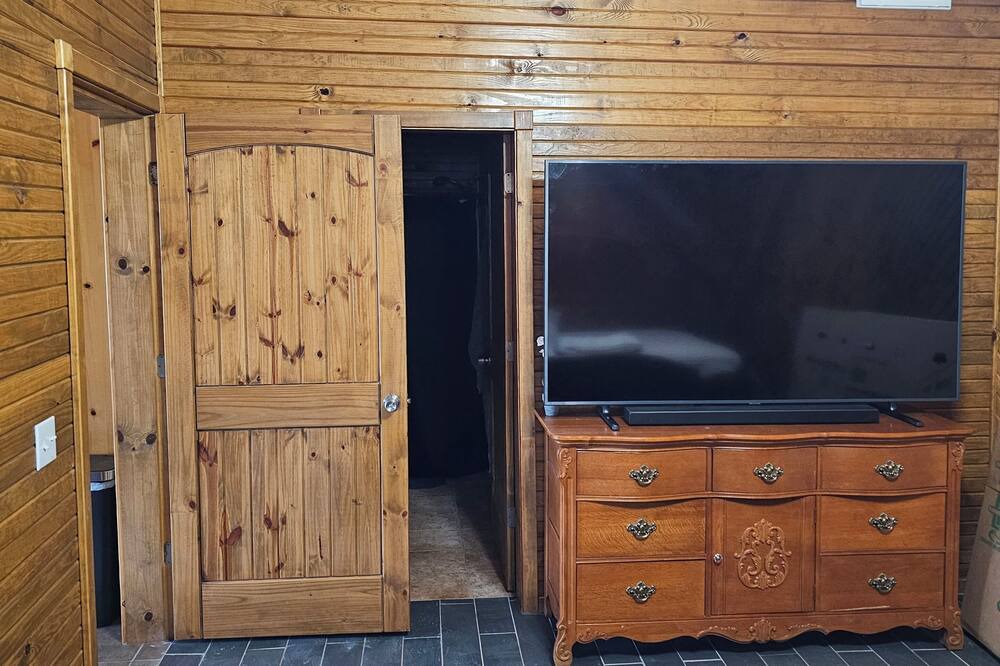 Photo of Bedroom in Hoyt