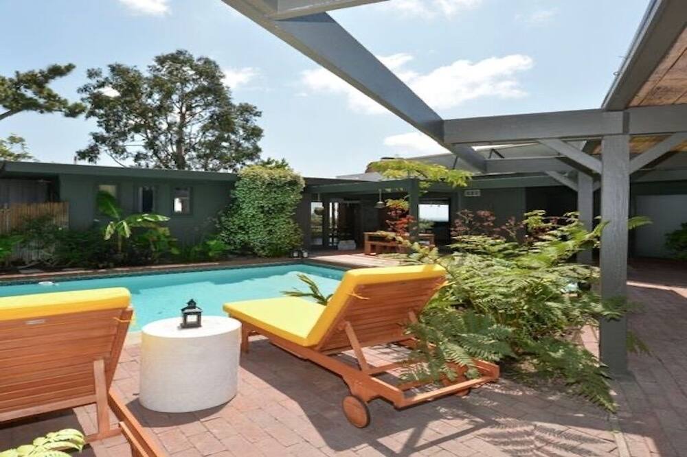 Photo of Outdoor in Beverly Glen
