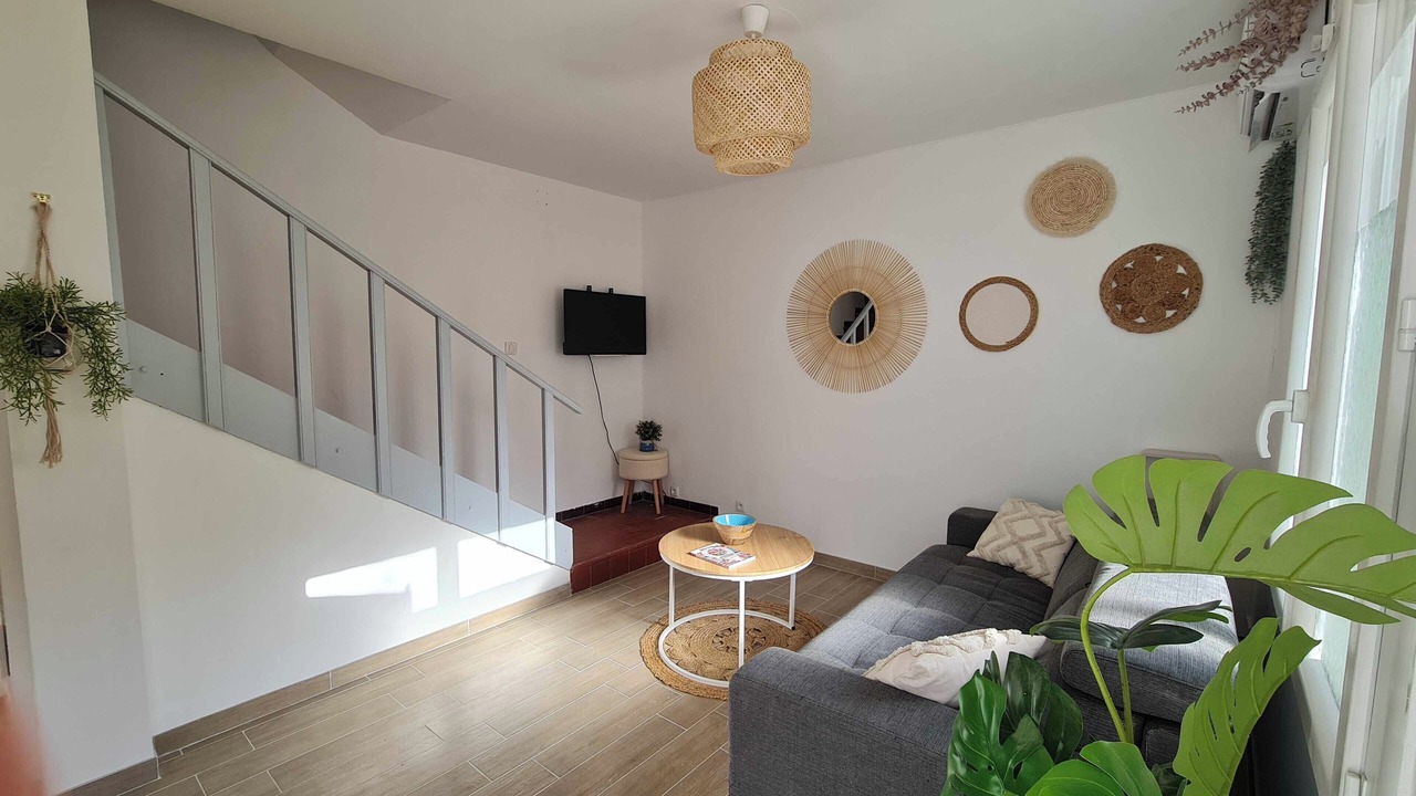 Photo of Livingroom in Saint-Henri