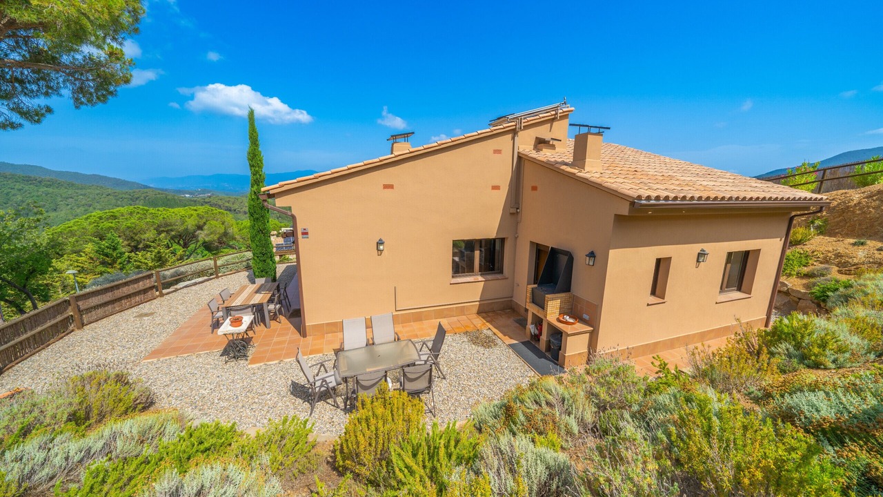 Photo of Outdoor in Collsacreu