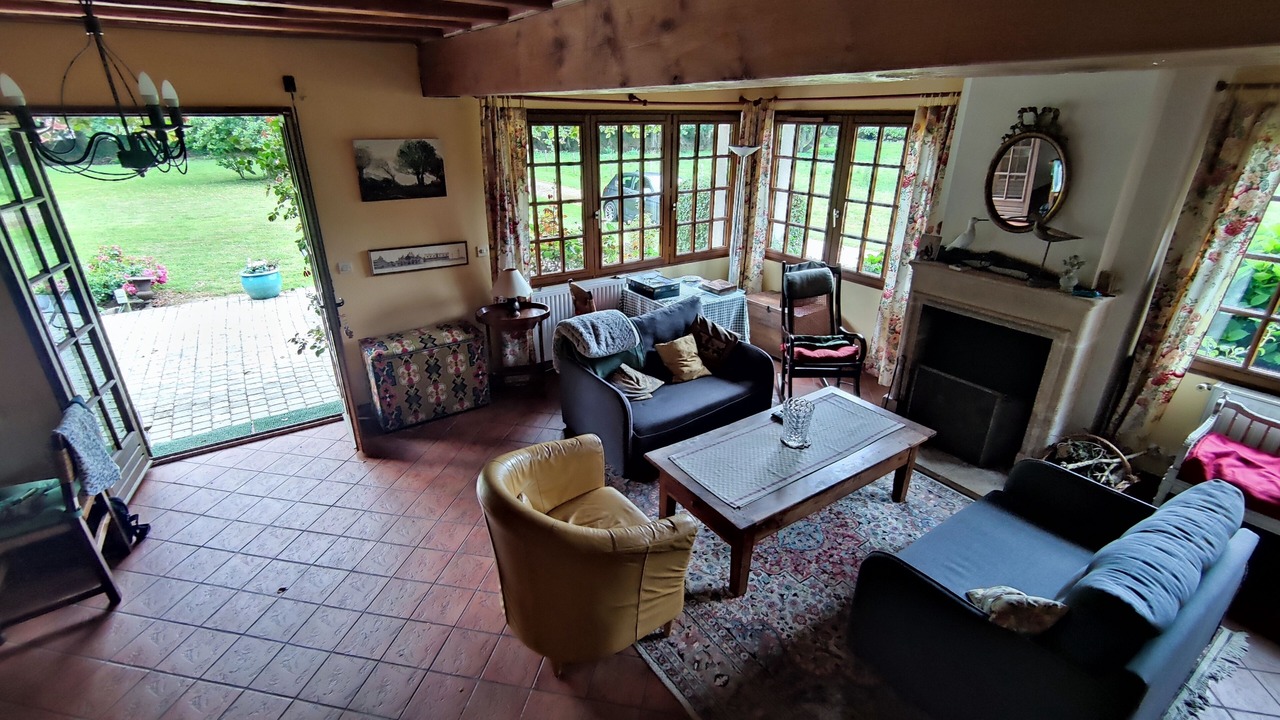 Photo of Livingroom in Le Mesnil-Durdent