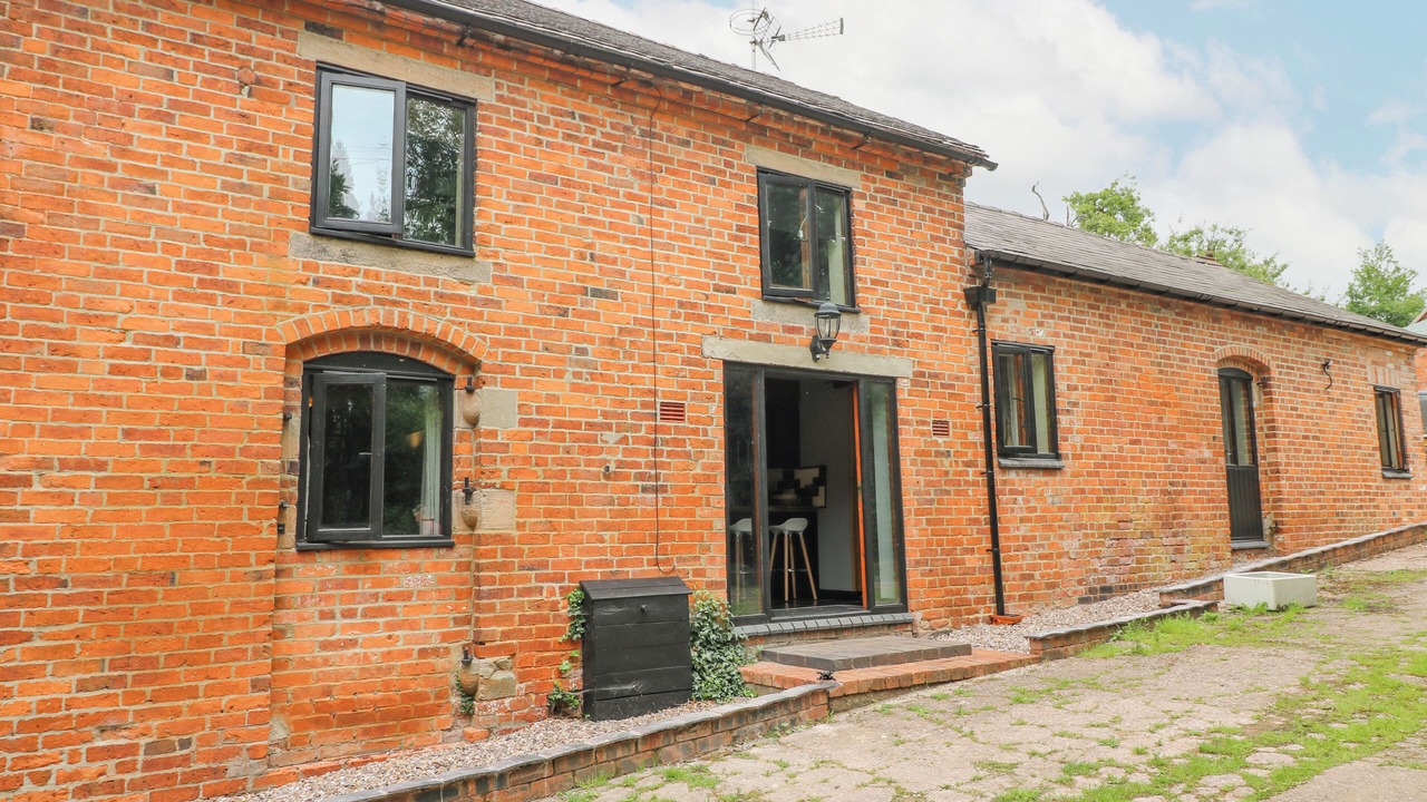 Photo of Outdoor in Checkley