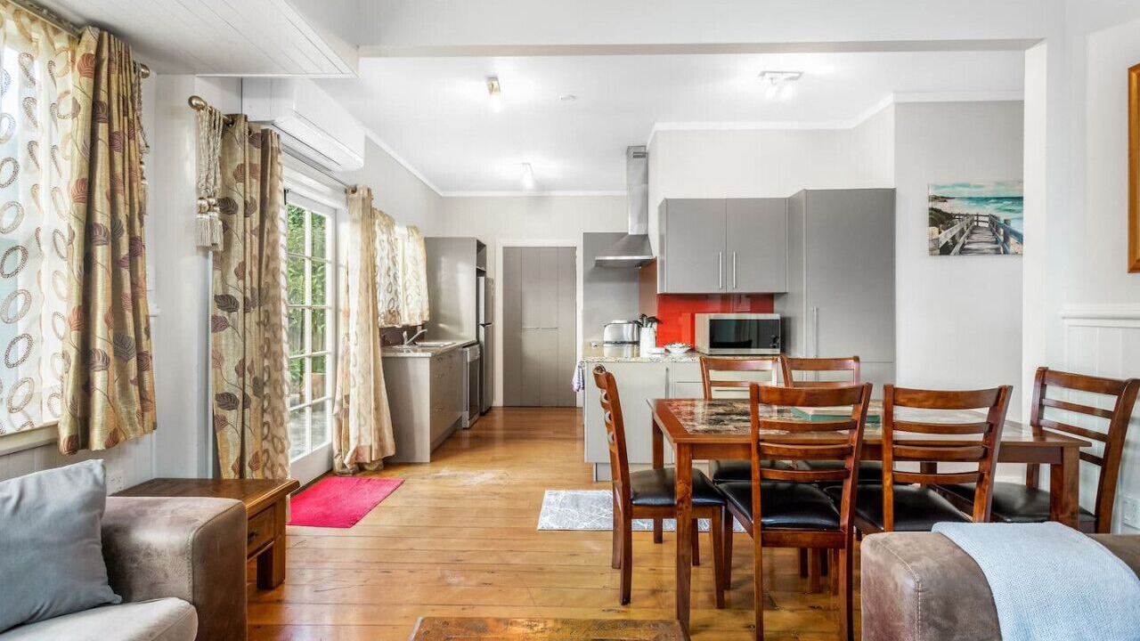 Photo of Others in Sandringham