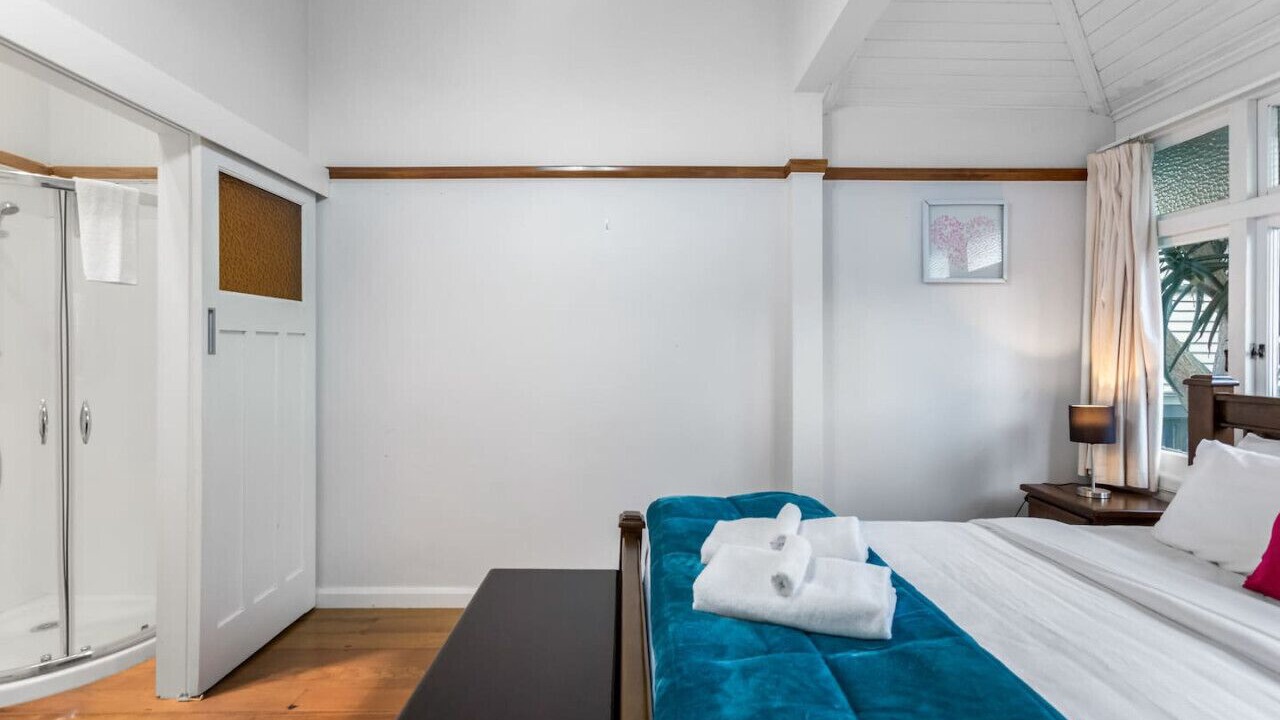 Photo of Others in Sandringham