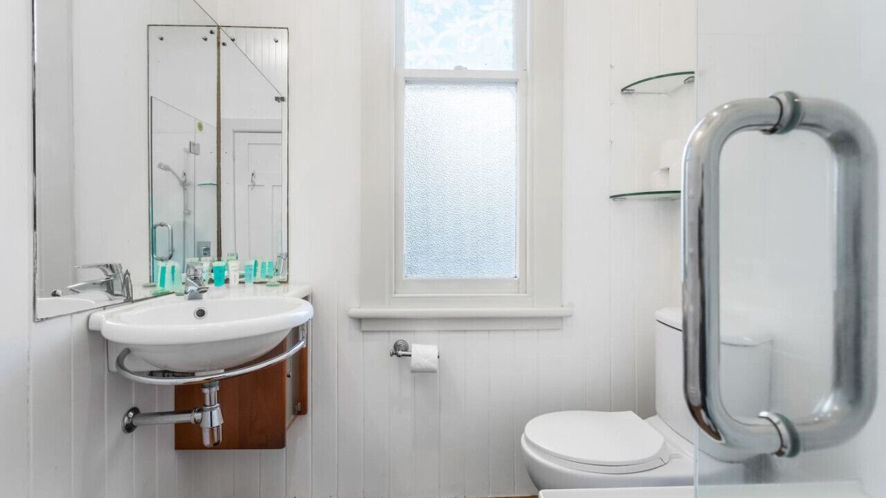 Photo of Others in Sandringham