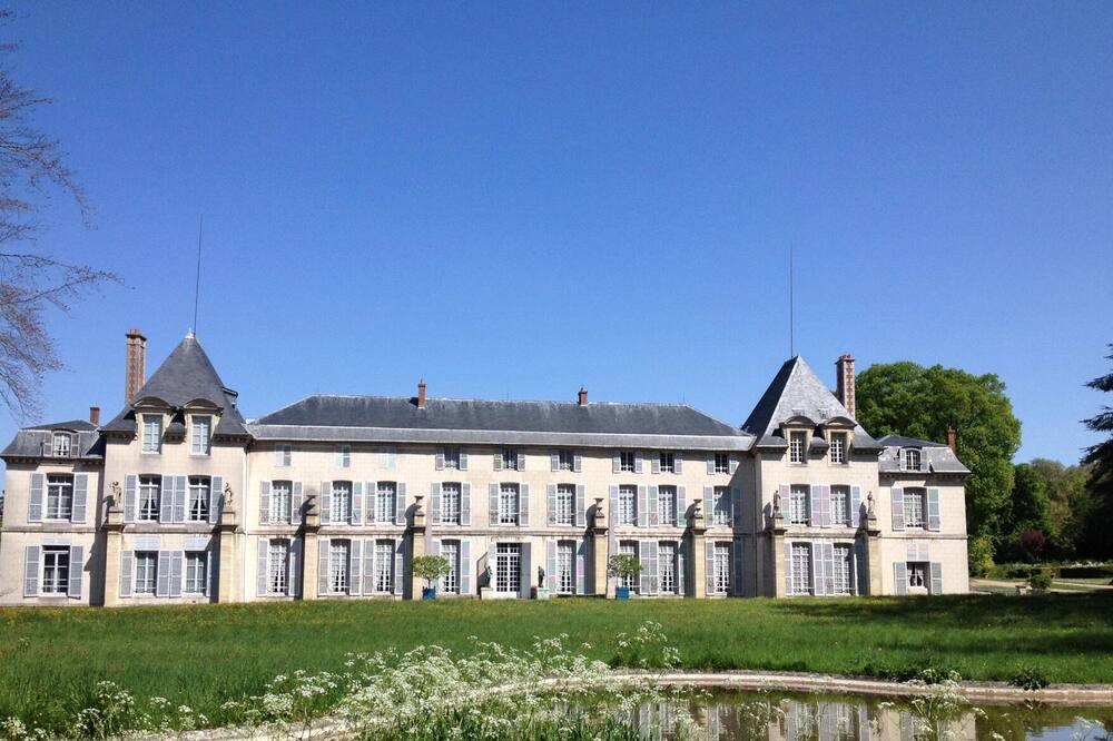 Photo of Outdoor in Rueil-Malmaison