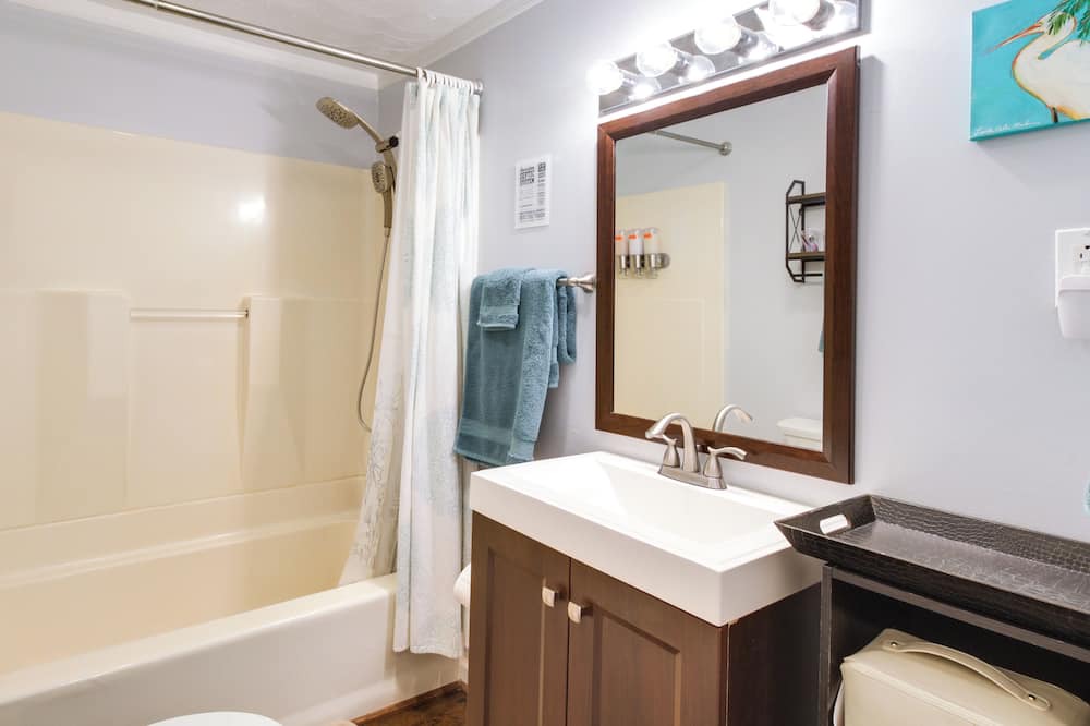 Photo of Bathroom in Eagle Rock