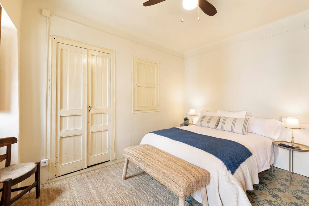 Photo of Bedroom in Garriguella