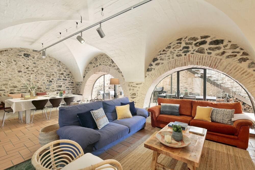Photo of Livingroom in Garriguella