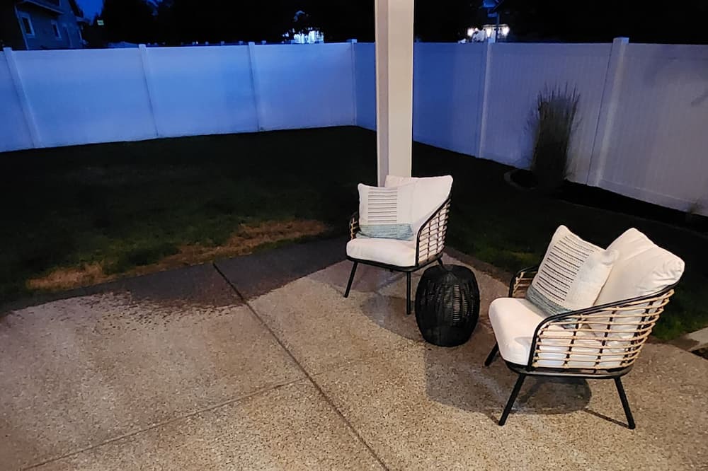Photo of Patio Balcony in Mica