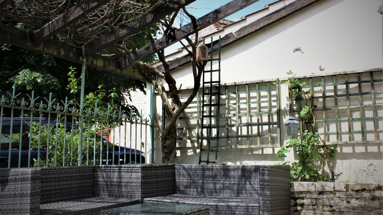 Photo of Patio Balcony in Sacy