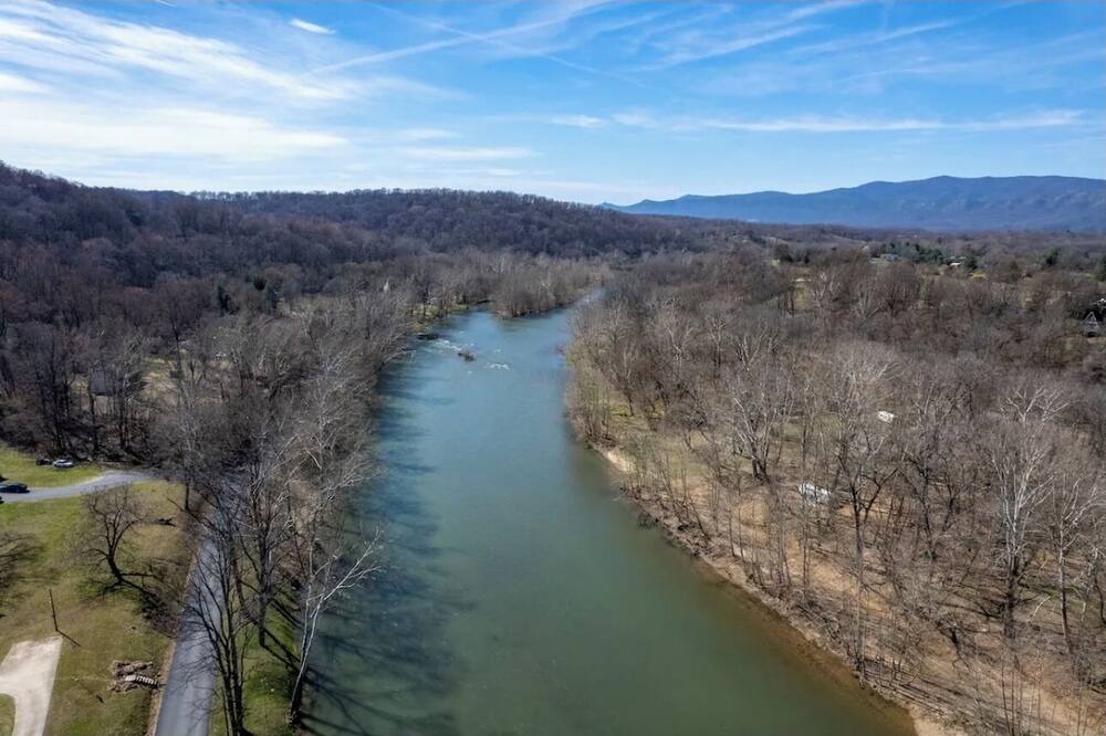 Photo of Others in Shenandoah