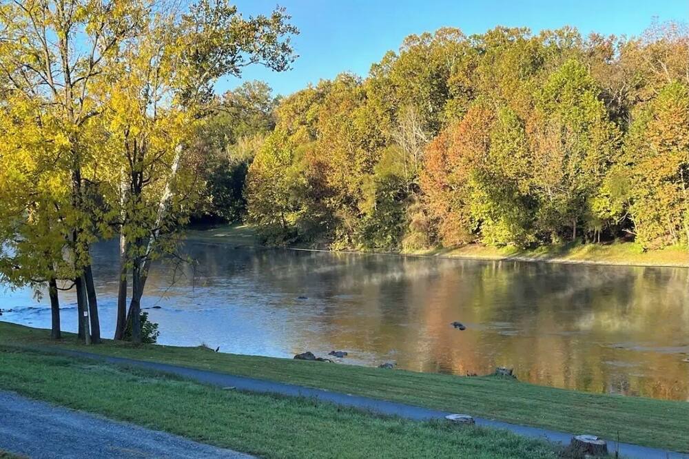 Photo of Others in Shenandoah