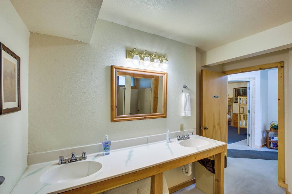 Photo of Bathroom in Paris