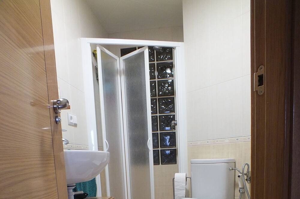 Photo of Bathroom in Peramola