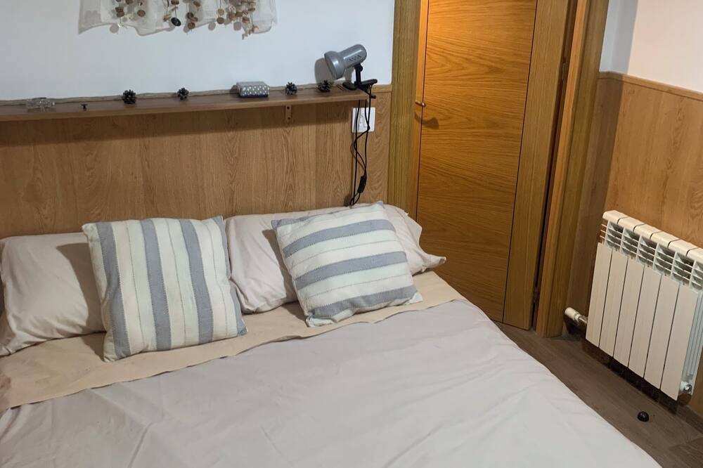 Photo of Bedroom in Peramola