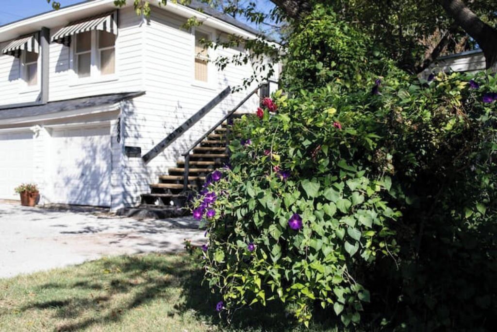 Photo of Outdoor in Sayles Blvd. Area