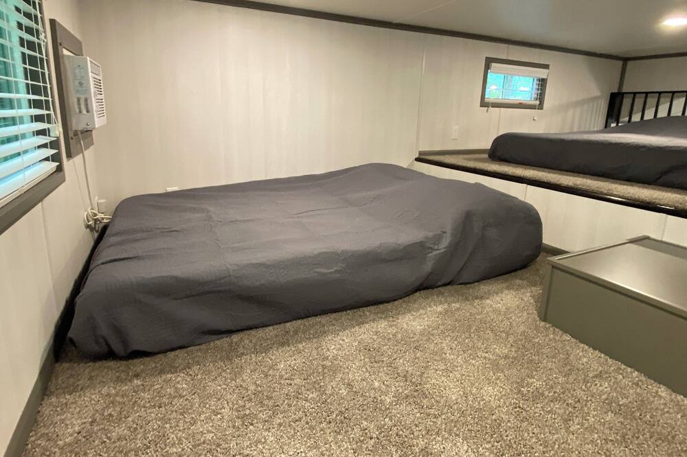 Photo of Bedroom in Brill
