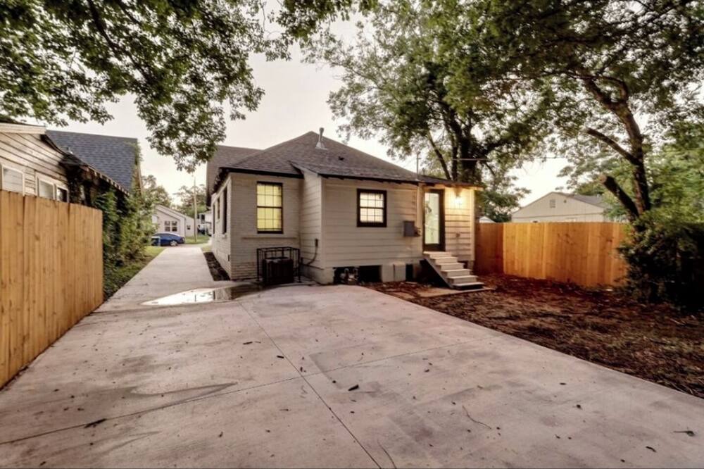 Photo of Outdoor in Central Oklahoma City