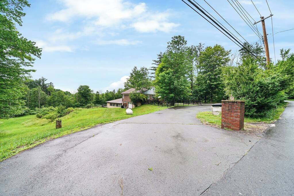 Photo of Outdoor in Woodridge