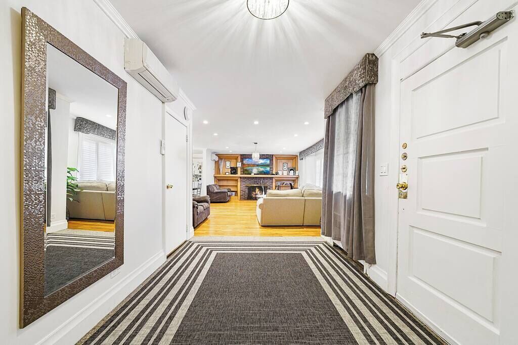 Photo of Others in Woodridge