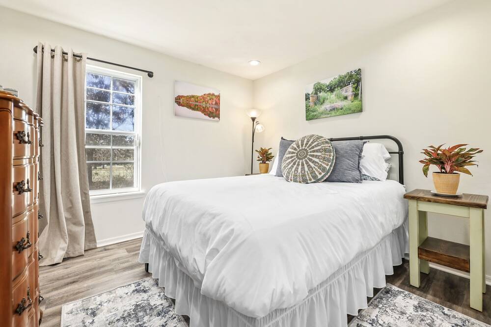 Photo of Bedroom in Lincoln