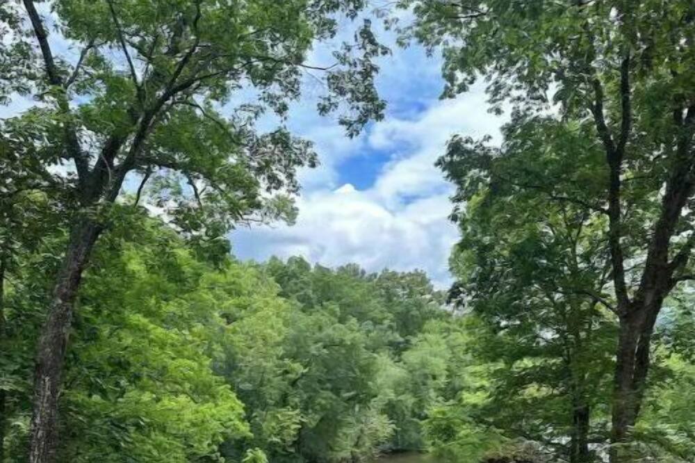 Photo of Outdoor in Benton