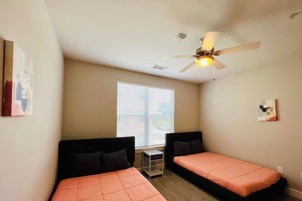 Photo of Bedroom in Addicks