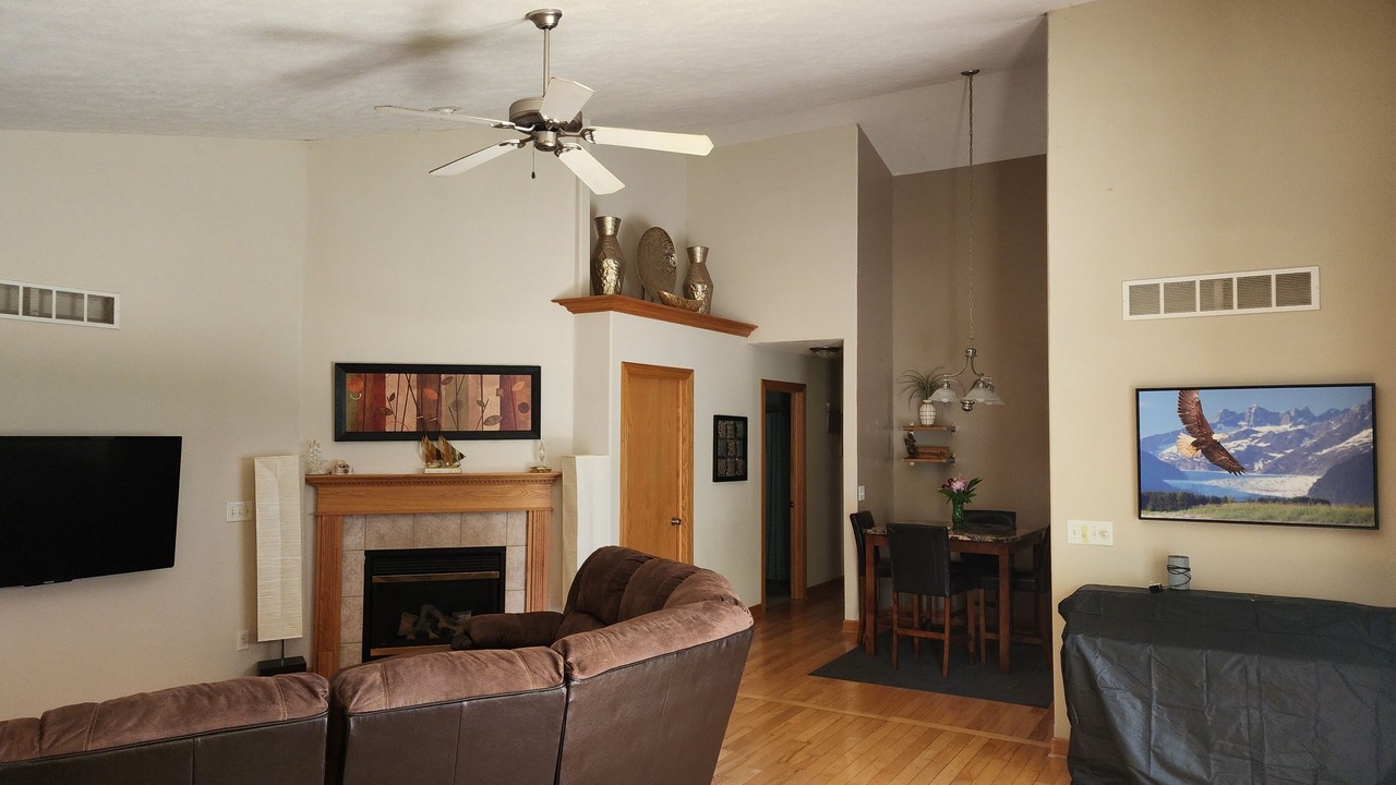 Photo of Livingroom in Rockford