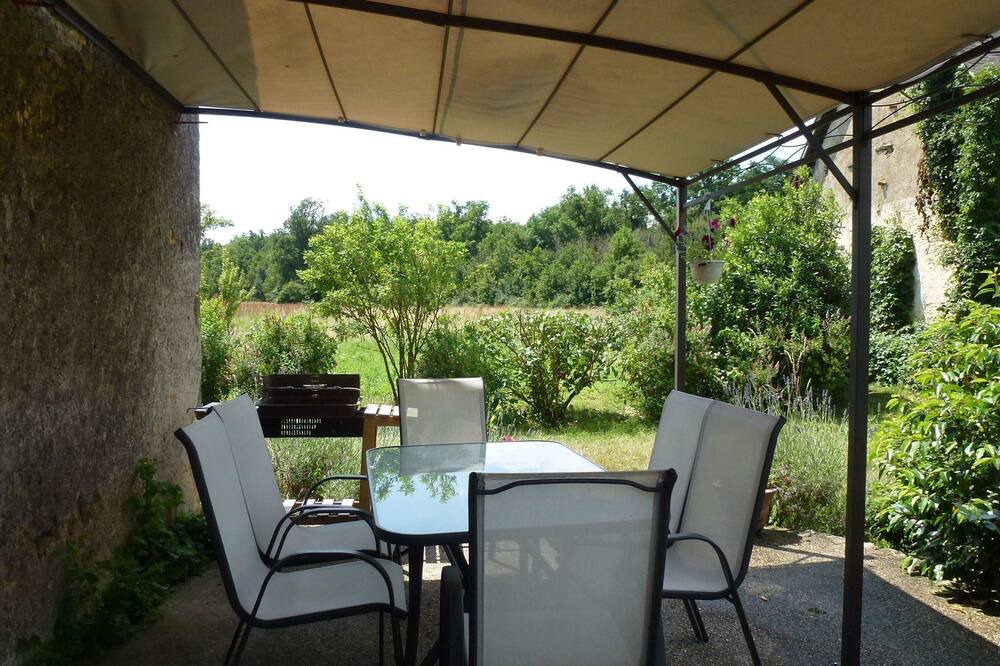 Photo of Outdoor in Giroux