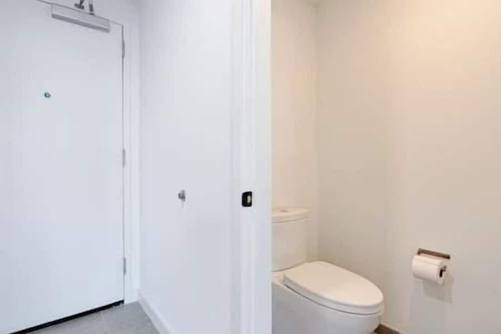 Photo of Bathroom in Downtown Miami