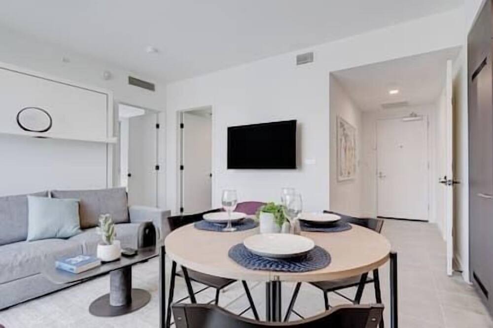 Photo of Others in Downtown Miami