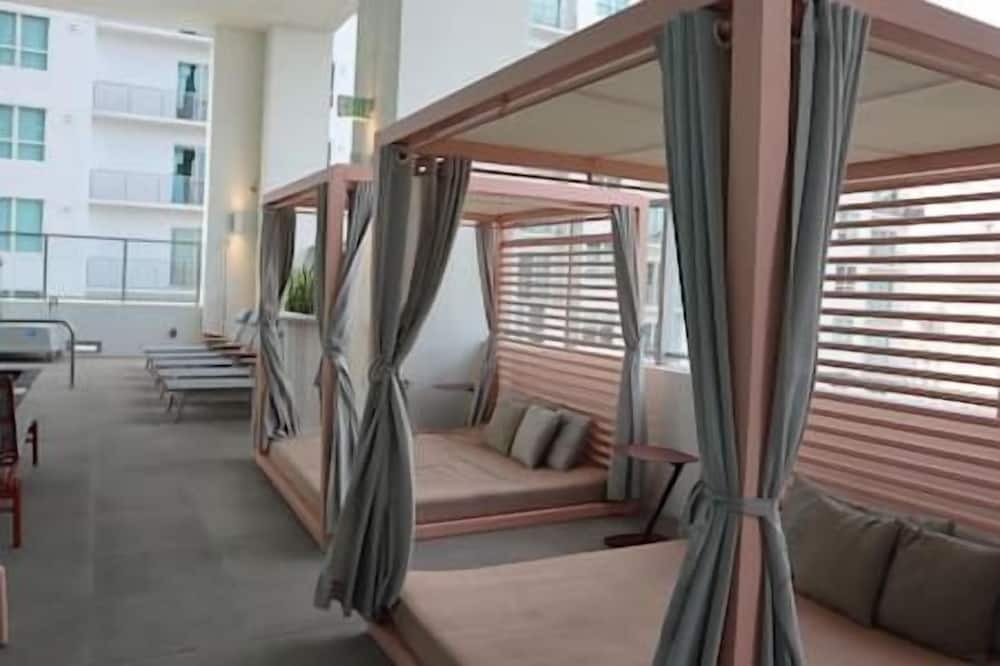 Photo of Others in Downtown Miami