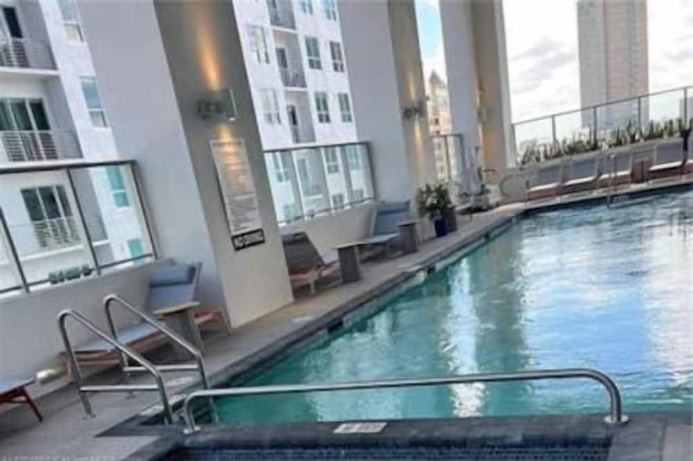 Photo of Outdoor in Downtown Miami