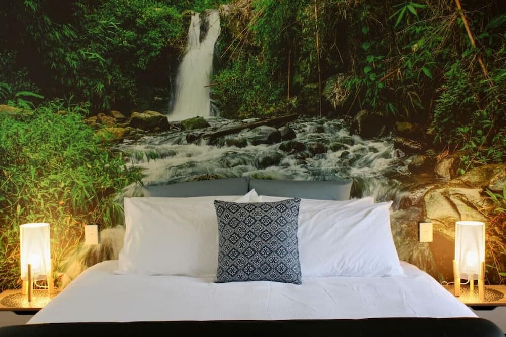 Photo of Others in Mapleton