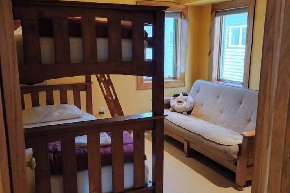 Photo of Bedroom in Boscobel