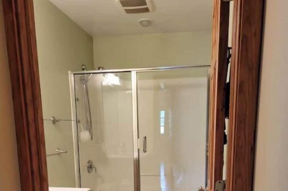 Photo of Bathroom in Boscobel