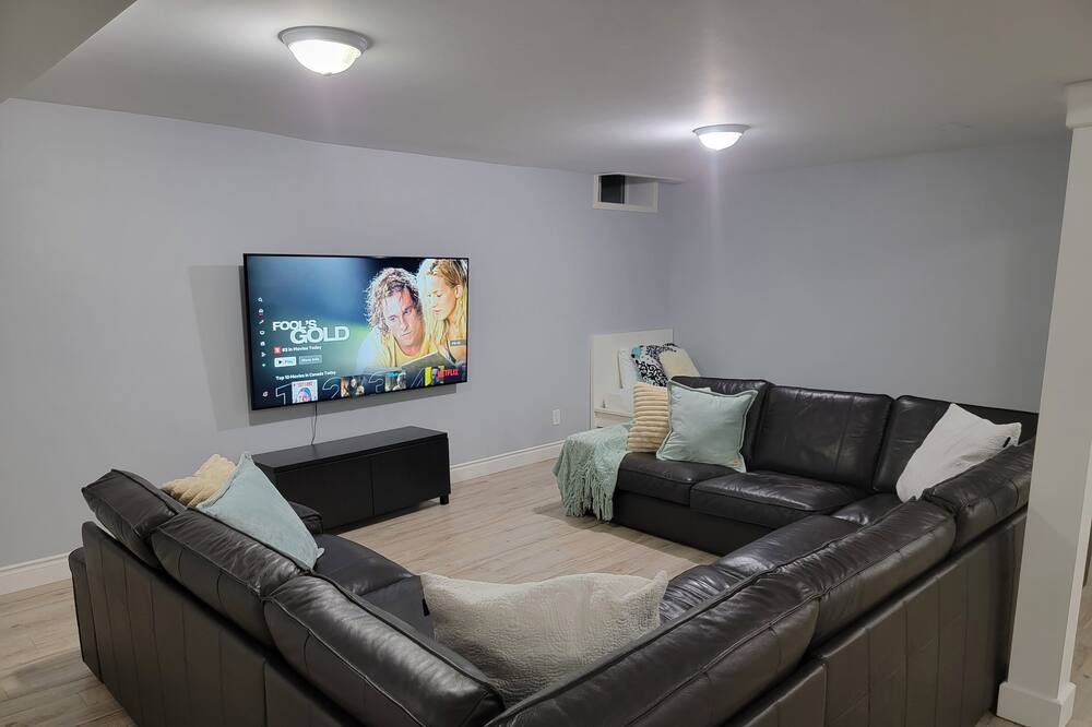 Photo of Livingroom in Cambridge