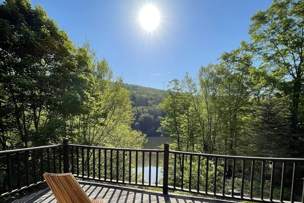 Photo of Patio Balcony in East Branch