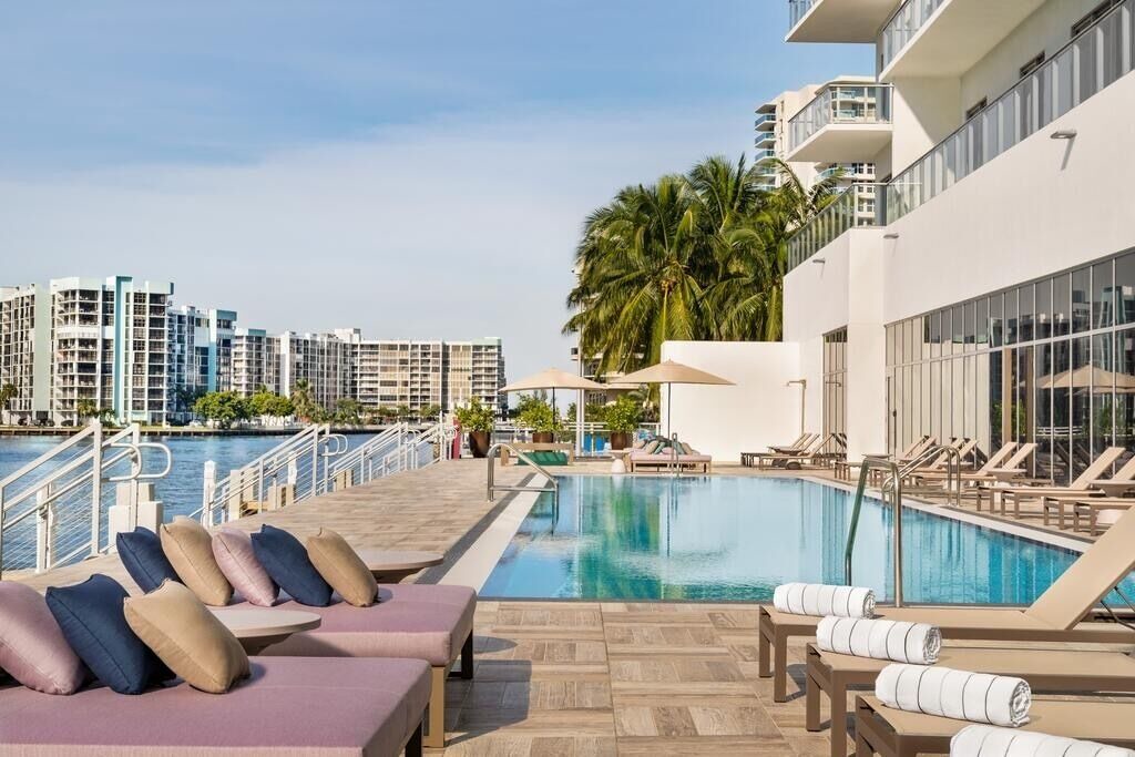 Photo of Outdoor in Hallandale Beach