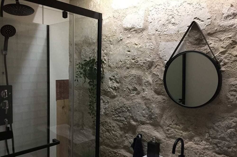 Photo of Bathroom in La Bohalle