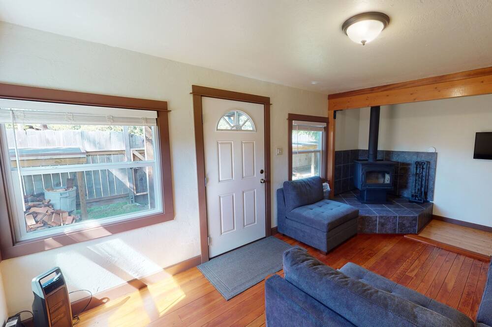 Photo of Bedroom in Westhaven-Moonstone