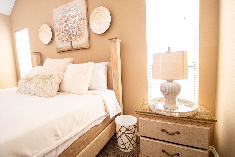 Photo of Bedroom in North Central Carrollton