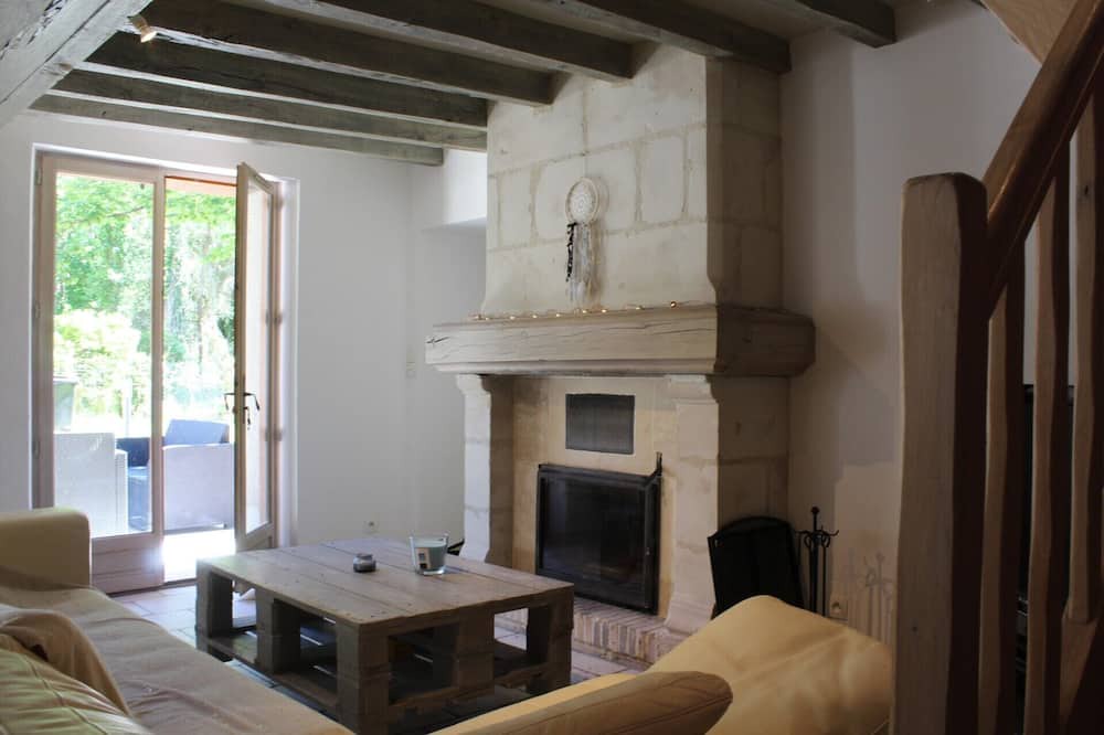 Photo of Livingroom in Contres