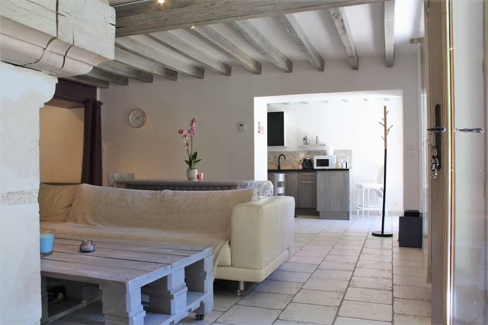 Photo of Livingroom in Contres