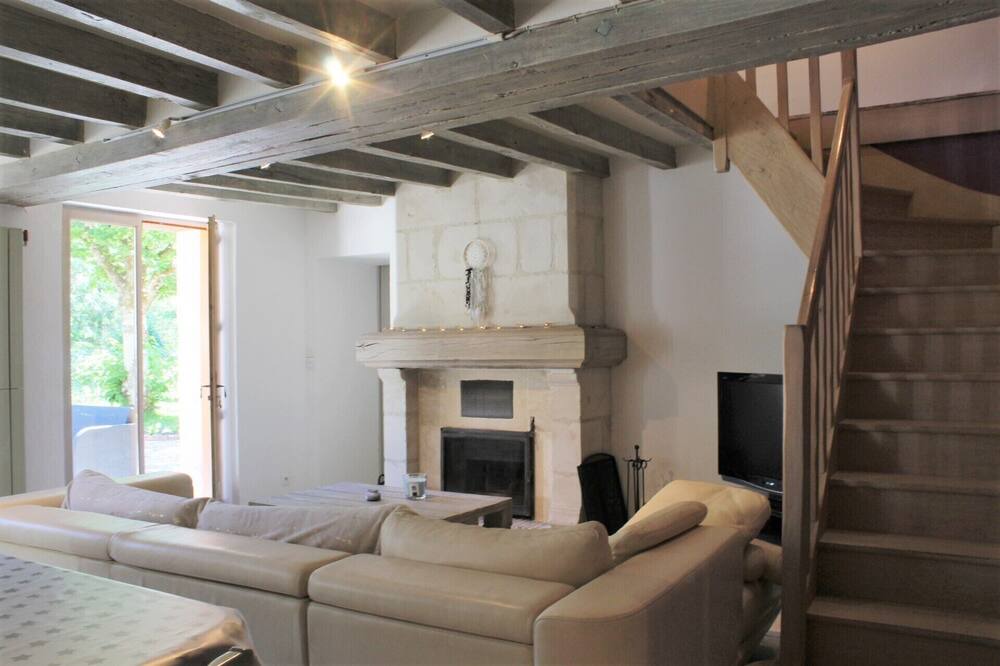 Photo of Livingroom in Contres