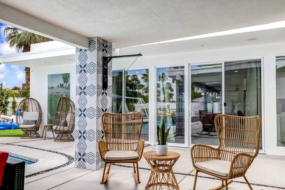 Photo of Patio Balcony in Sonora Sunrise